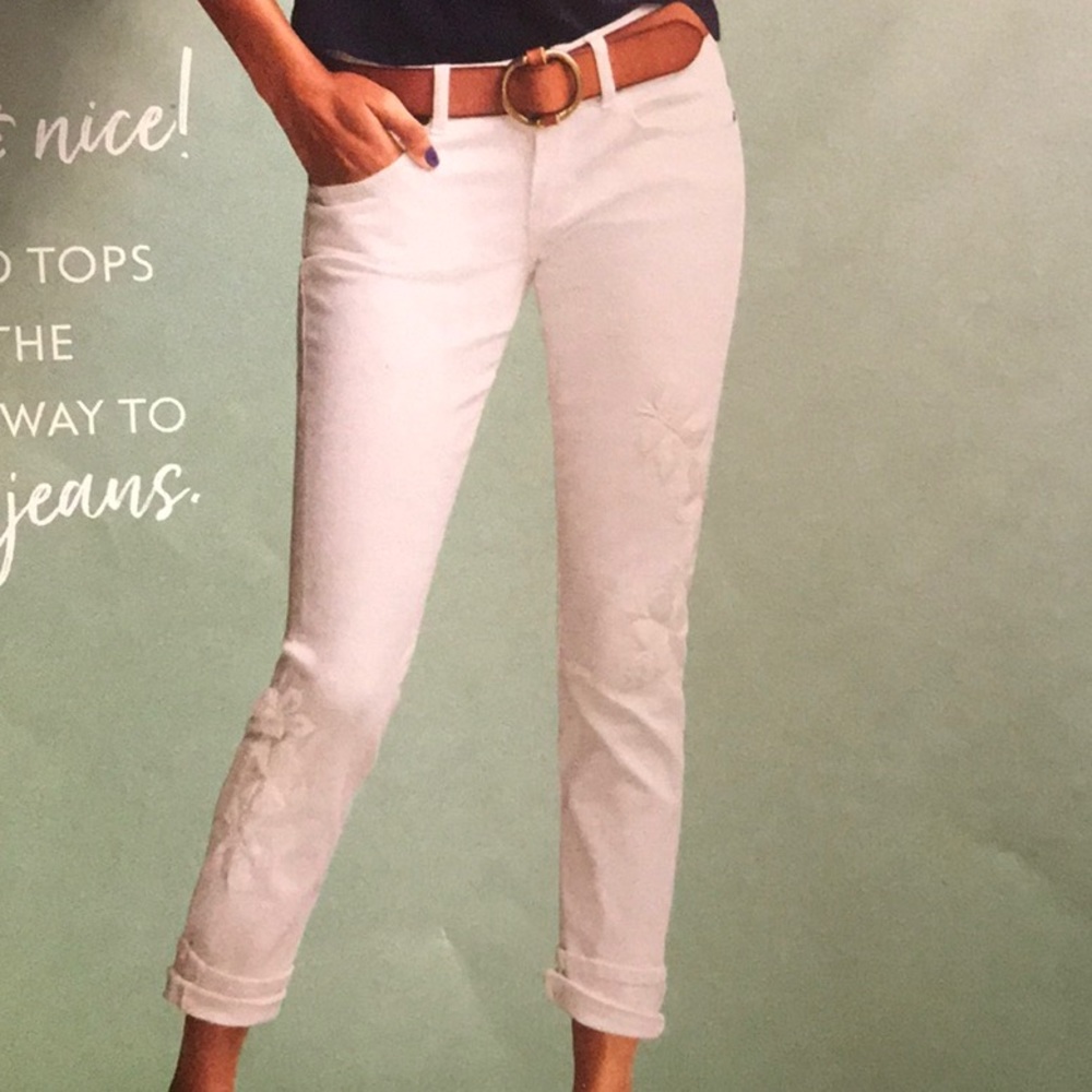 Slim Boyfriend white embroidered jeans. NWT!